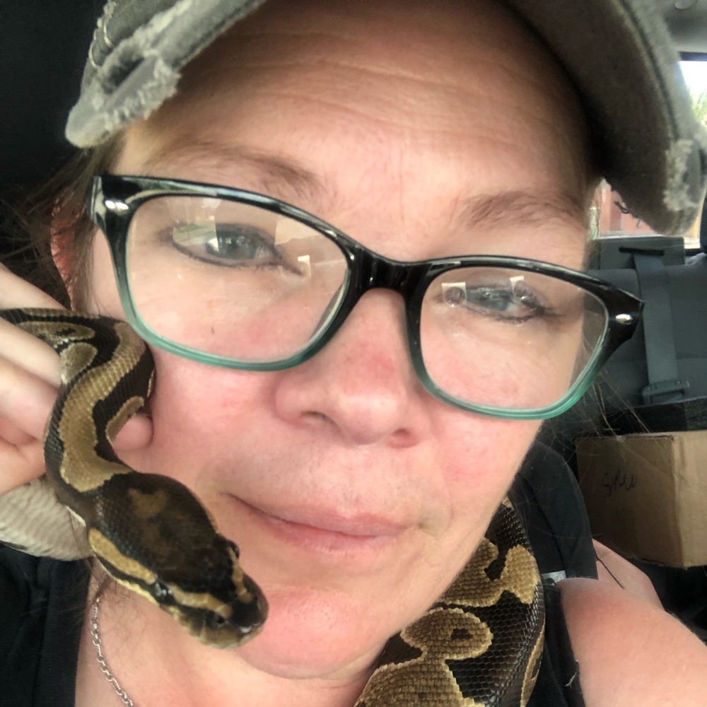 Meet your Posher, Lori